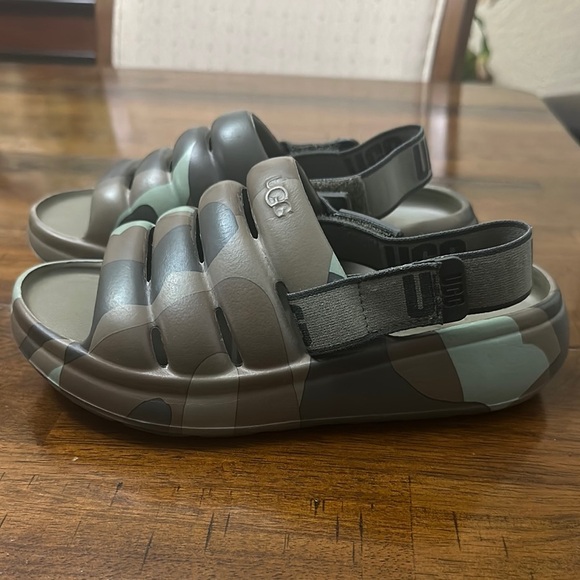 UGG Green and Brown Puffy Strapped Sandals - Picture 4 of 9